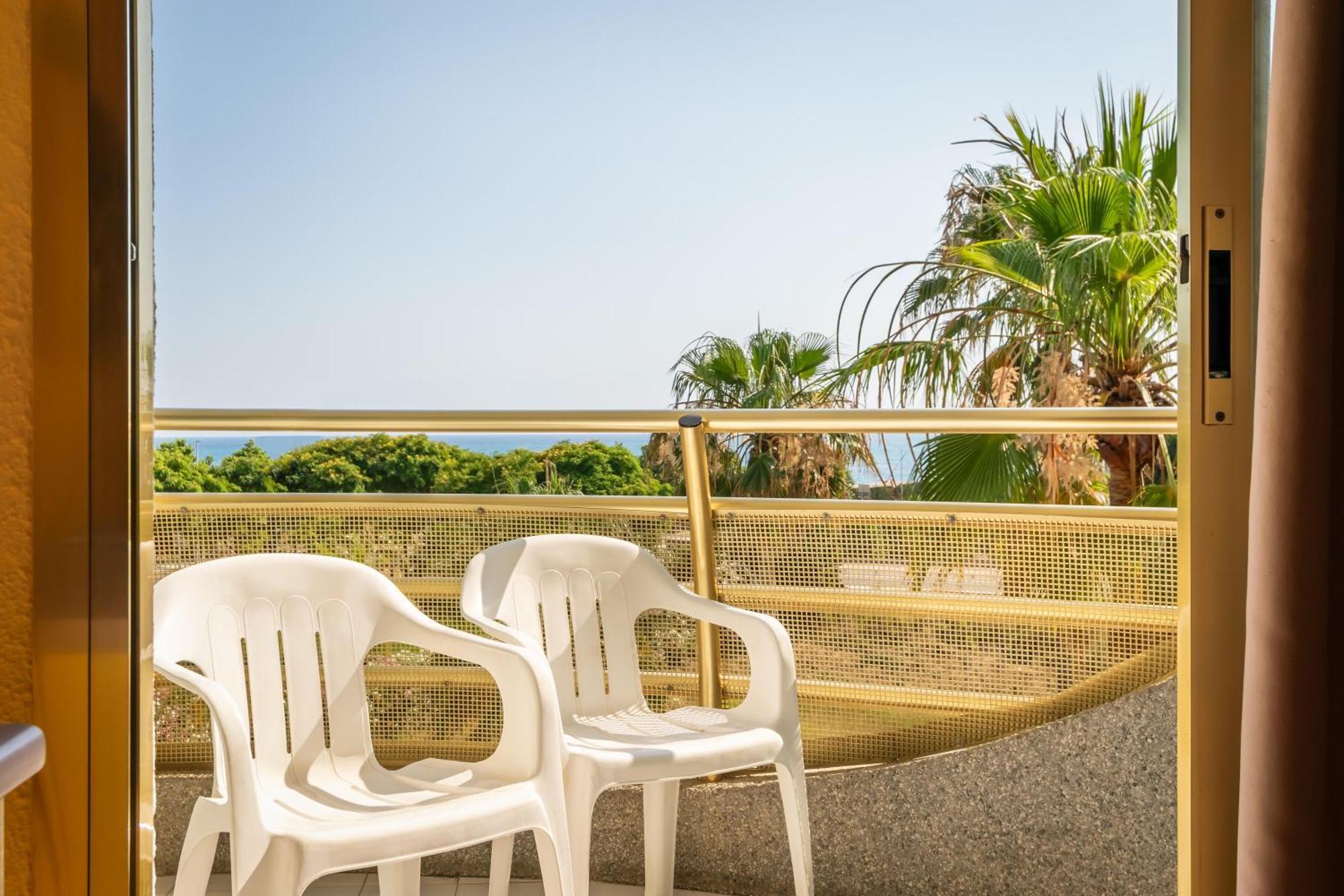 Standard Double or Twin Room Sea View
