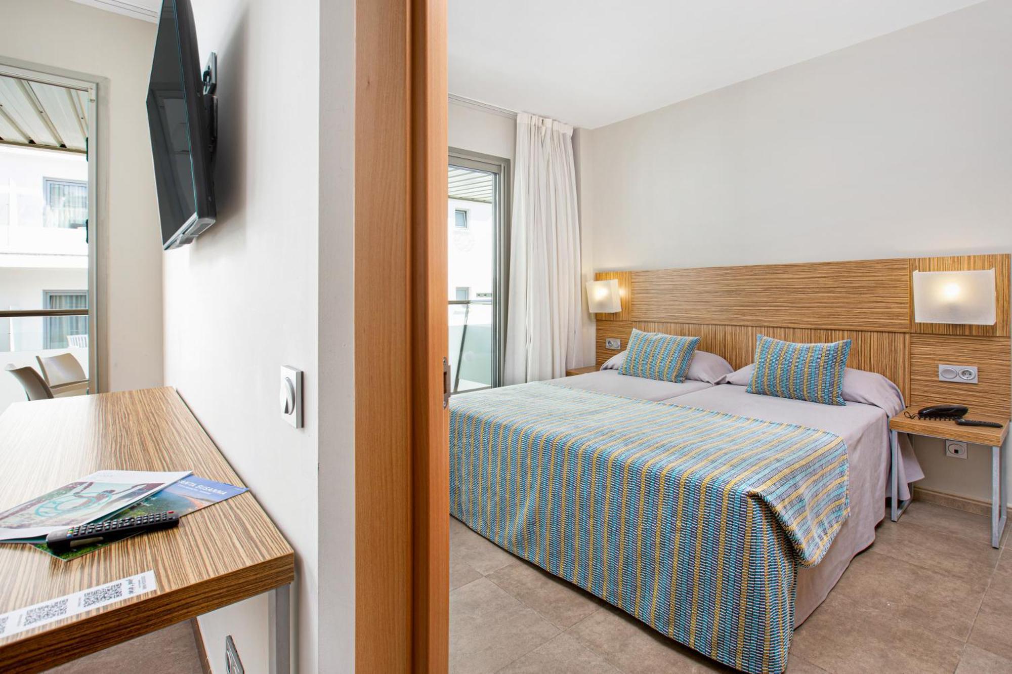Appartement met Uitzicht op het Zwembad